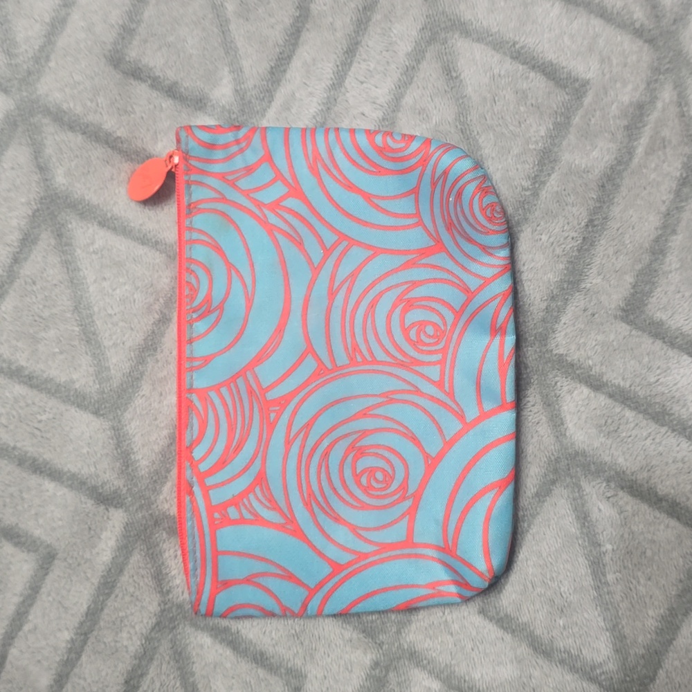 Ipsy makeup bag
